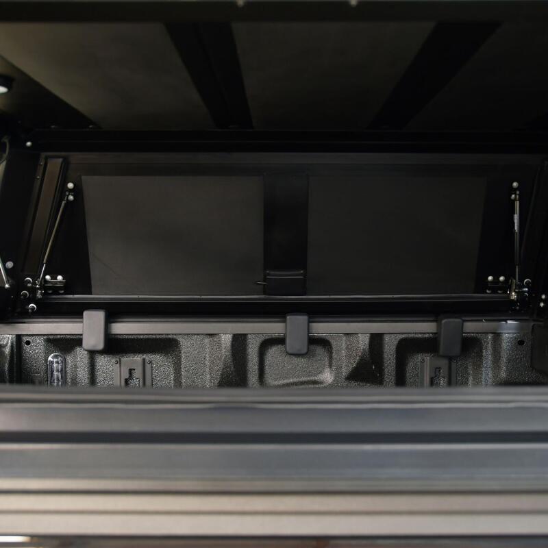 Westin Westin EXP Truck Cap COMPLETE KIT A + BS (21-25 Ford F-150/Lightning/Raptor CC 5.5ft. Bed) - Black