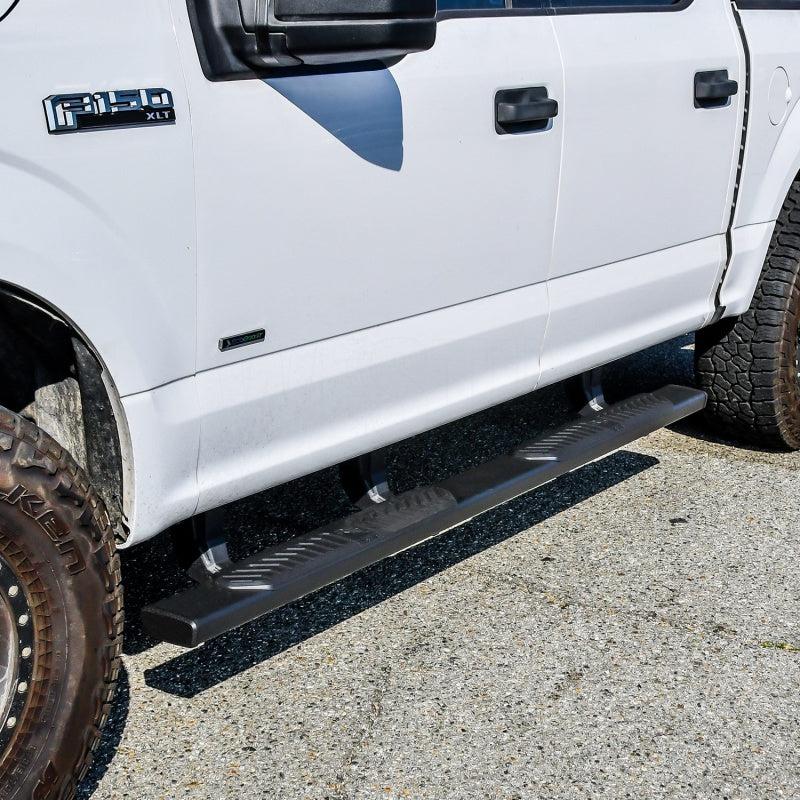 Westin Westin Ram 15-21 Ford F-150 / 17-21 Ford F-250 & F350 Crew Cab R5 XD Nerf Step Bars - Black