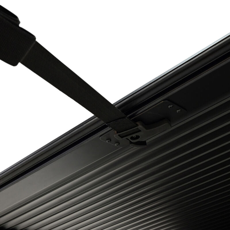 Westin Manual Retractable Tonneau Cover 24-26 Toyota Tacoma 6ft Bed Black - Westin 19-62795