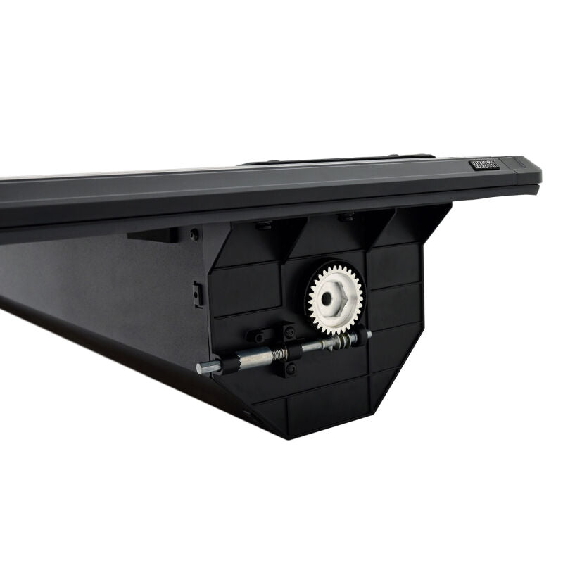 WES19-64705 Westin Manual Retractable Tonneau 2019-2026 Ram 1500