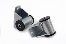 Load image into Gallery viewer, Daystar 1986-1992 Jeep Comanche 6 Cyl Motor Mount Daystar
