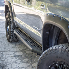 Load image into Gallery viewer, Go Rhino 2022 Toyota Tundra Crew Max 4dr RB20 Kit w/RB20 Running Board + Brkts - Tex. Blk Go Rhino