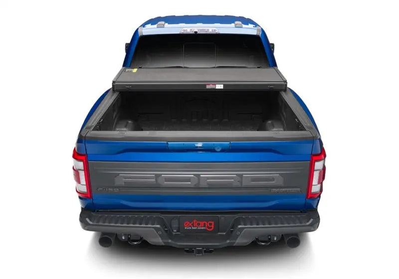 Extang 22-23 Nissan Frontier (5ft. Bed) Solid Fold ALX Extang