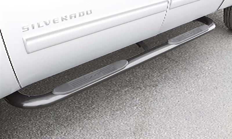 Lund 2019 Chevy Silverado 1500 Crew Cab 4in. Oval Curved SS Nerf Bars - Polished LUND