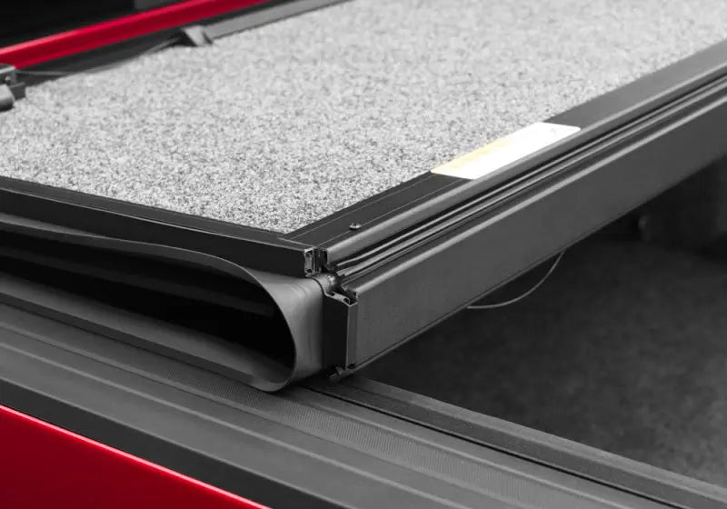 UnderCover 16-20 Toyota Tacoma 6ft Ultra Flex Bed Cover - Matte Black Finish Undercover