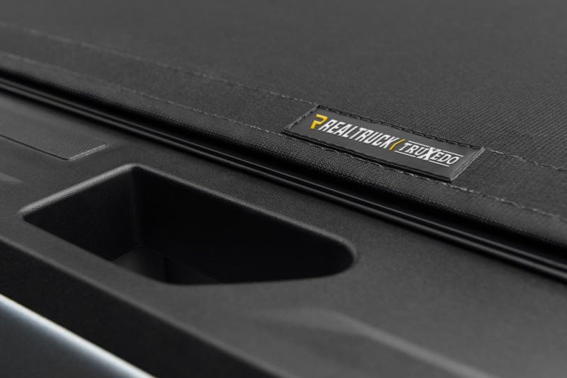 Truxedo 2023 GMC Canyon / Chevrolet Colorado 5ft 2in Bed Pro X15 Tonneau Cover - Matte Black Truxedo