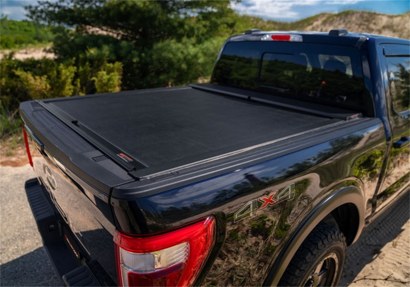 Roll-N-Lock 15-18 Ford F-150 SB 77-3/8in M-Series Retractable Tonneau Cover Roll-N-Lock