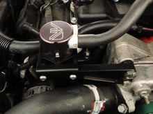 Load image into Gallery viewer, AAD Performance C012-0000 HEMI air oil separator, bracket detail, image 2 of 4