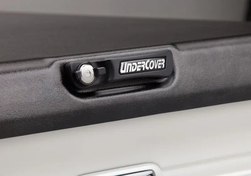 UnderCover 2021 Ford F-150 Ext/Crew Cab 6.5ft Elite Bed Cover - Black Textured Undercover