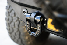 Load image into Gallery viewer, DV8 Offroad Elite Series D-Ring Shackles - Pair (Black)-Bumper Accessories-DV8 Offroad-810087812317-