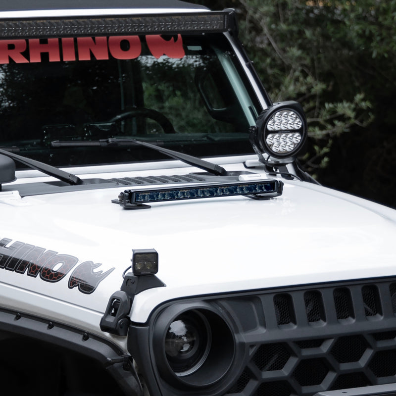 Go Rhino Xplor Blackout Combo Series Sgl Row LED Light Bar w/Amber (Side/Track Mount) 20.5in. - Blk - Go Rhino GOR751052012CS