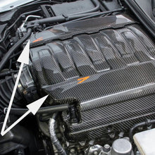 Load image into Gallery viewer, Carbon fuel rail covers installed on C7 Corvette engine