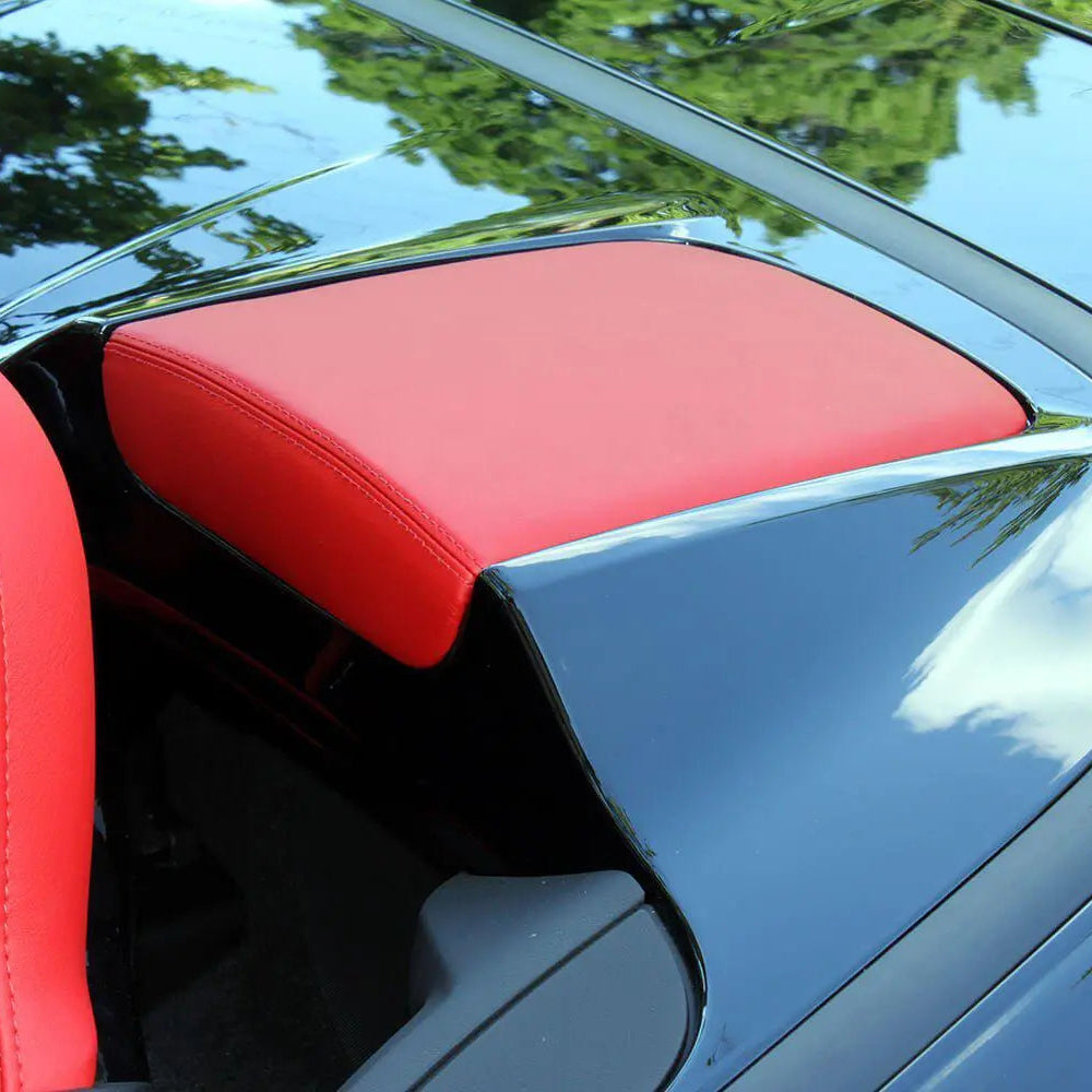 Leather inserts installed on C7 Corvette convertible rear deck